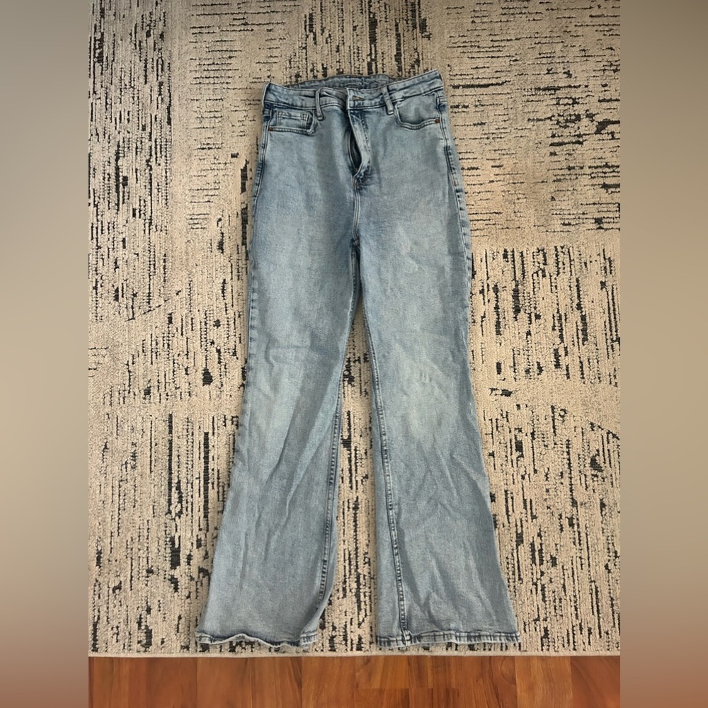 Old Navy High-Rise Flare Jeans